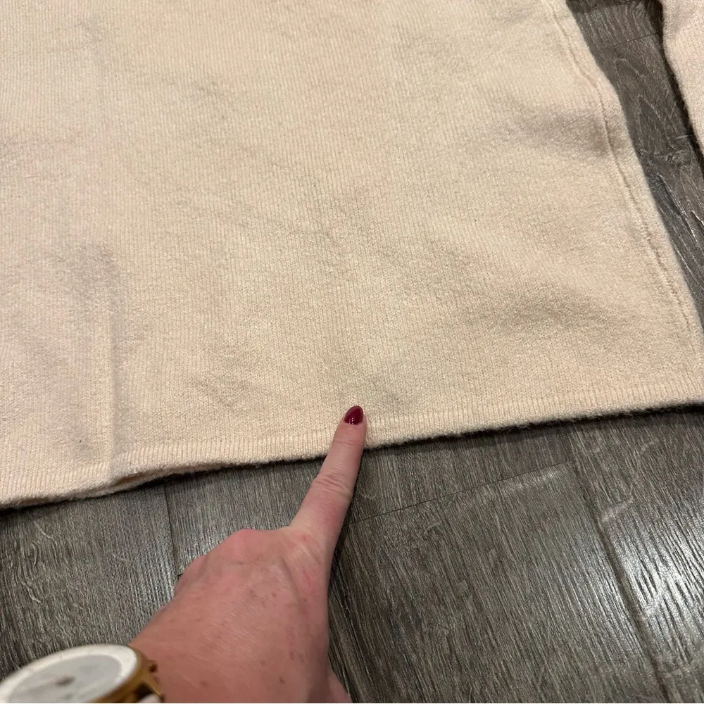 NEW Bongo Cropped Sweater L Blush Pink Faux Pearl Cowl Neck Cozy Pullover Y2K - Image 9