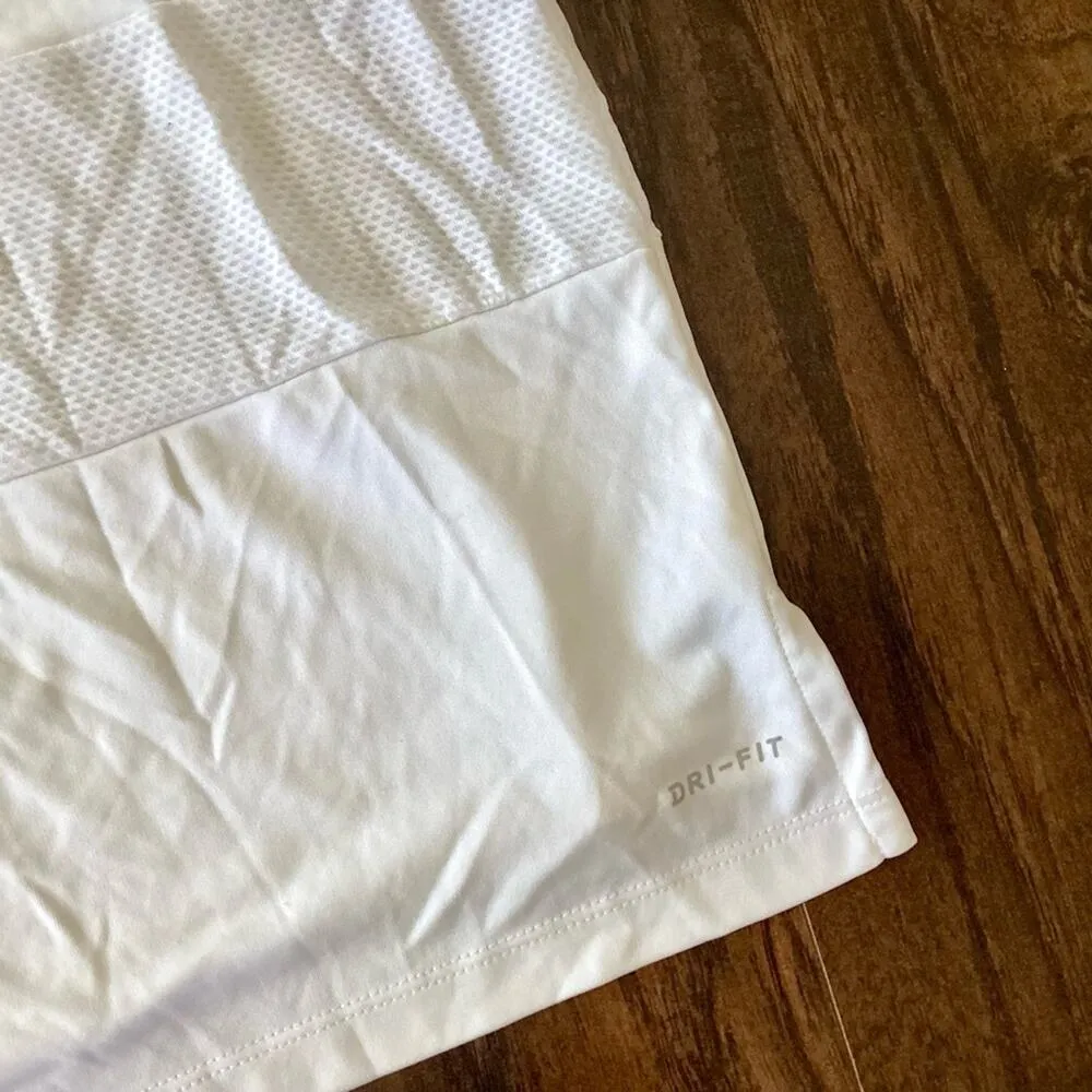 Nike Mesh Running Tee - Image 10