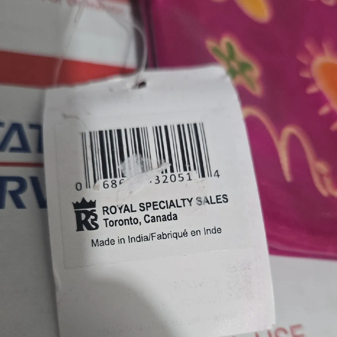 🆕️Pink Niagara Falls Leather Wristlet Pink - Image 3