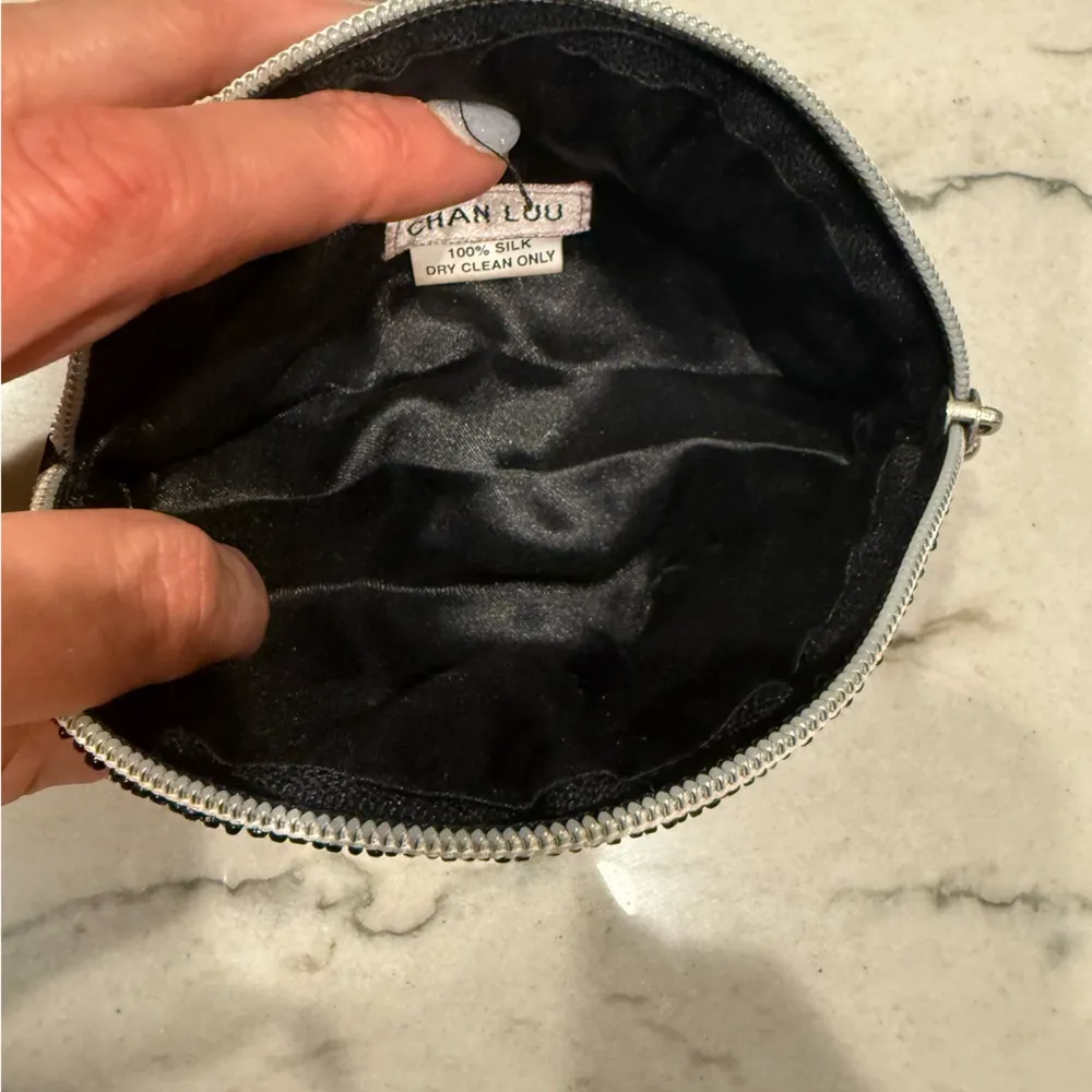 Chan Luu Vintage Black Beaded Clutch - Image 12