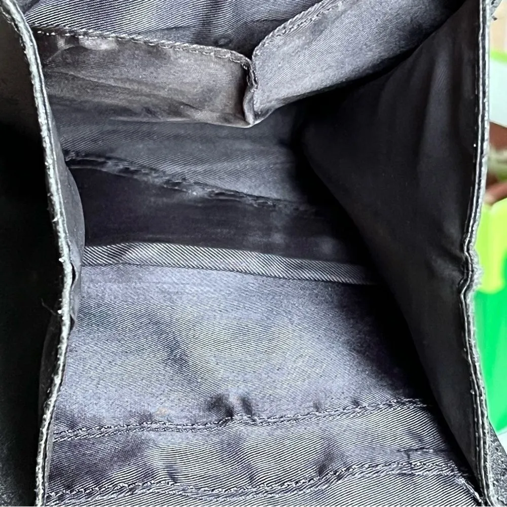 Mandarina Duck Leather Crossbody Bag Purse Black - Image 7