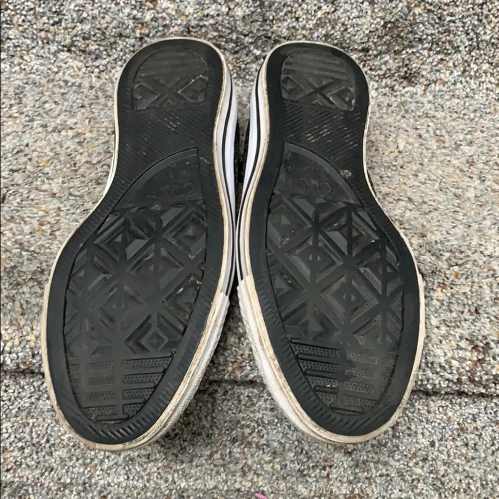 Converse Black Sparkle Lace Up Sneakers size 7 - Image 3