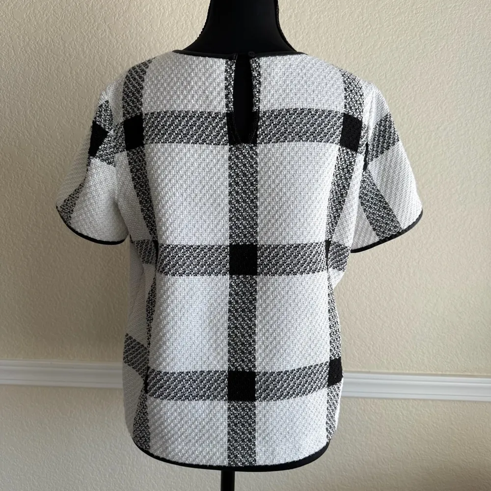 Ann Taylor Career Black White Plaid Tweed Textured Short Sleeve Blouse Small - Image 9