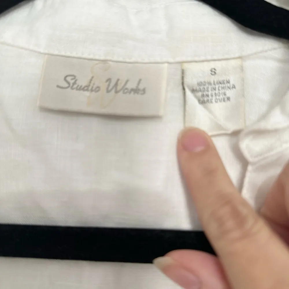 Studio Works button up women’s size small linen minimalist - Image 2