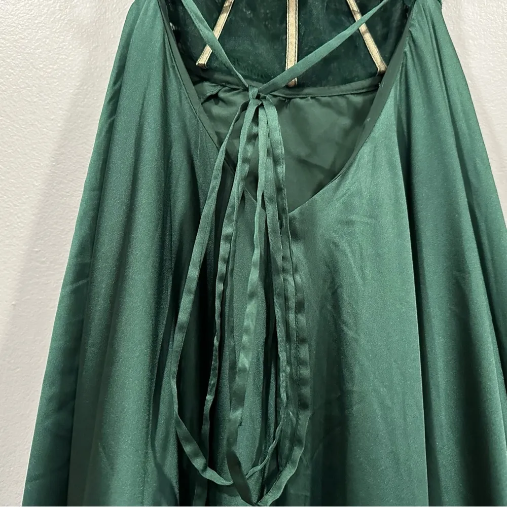 La Femme 29760 Emerald Green Strappy Back Gown 0 - Image 10