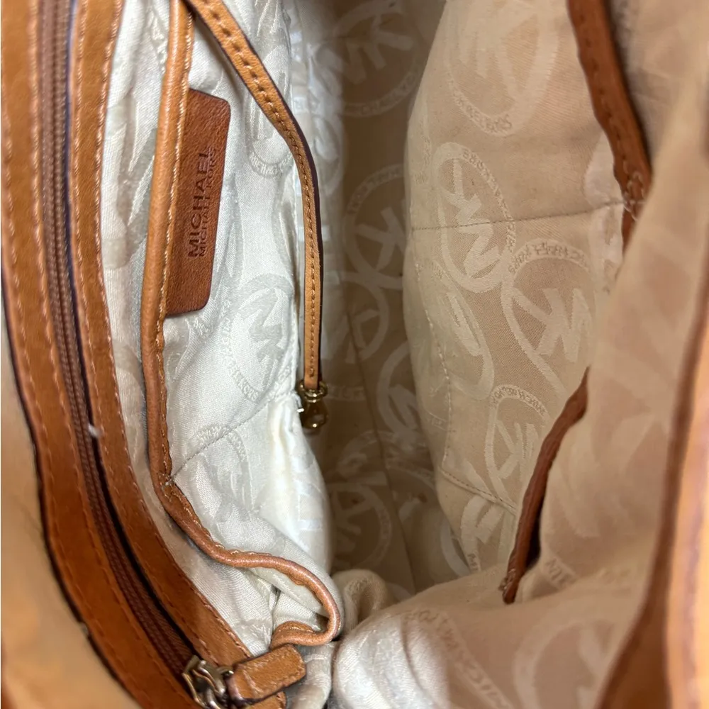 MK Tan Leather HOBO Shoulder Bag - Image 5