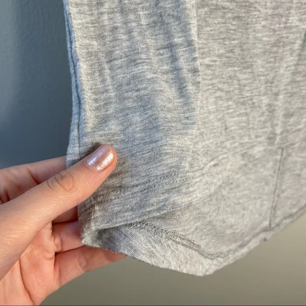 Design History gray silver women’s short sleeved summer top unique cutout detail - Image 4