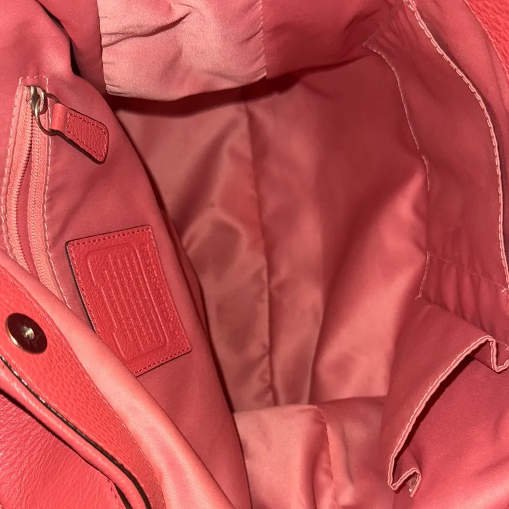 Coach Avery Pebble Grain Leather Large Hobo - Image 10