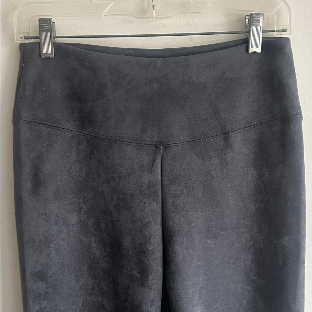 White House Black Market Ultimate Suede Runway Leggings Asphalt Grey Sz 8 NWT - Image 6