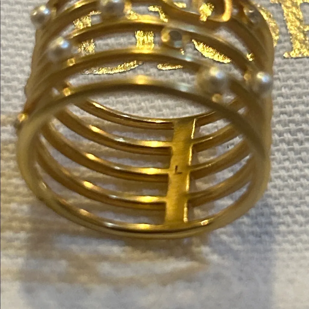 Dior D-BACKSTAGE RING Gold-Finish Metal with White Resin Pearls Silver-Tone - Image 7