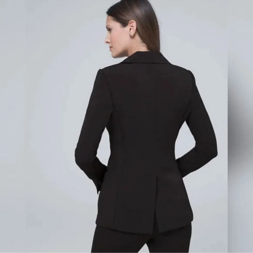White House Black Market The Essential Blazer Jacket in Black, Size 2 Like New - Image 2