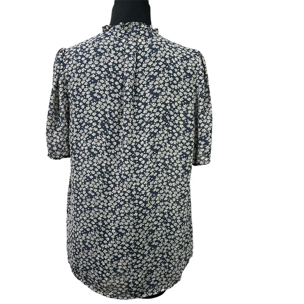 Ruffled Collar V-neck Pleated Button Up Floral Print Lightweight Navy Blue White - Image 2