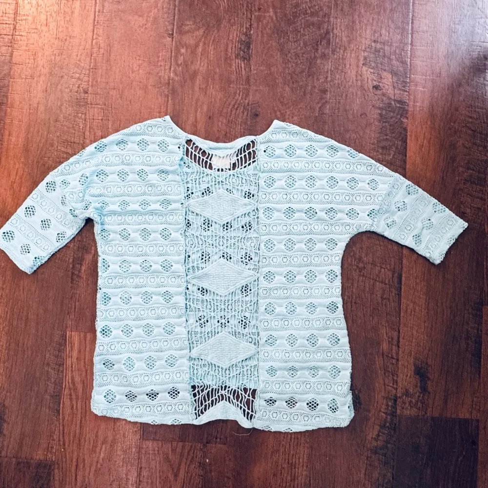 High / low open work top, no size, see measurements, approx S Blue Size undefined - Image 2