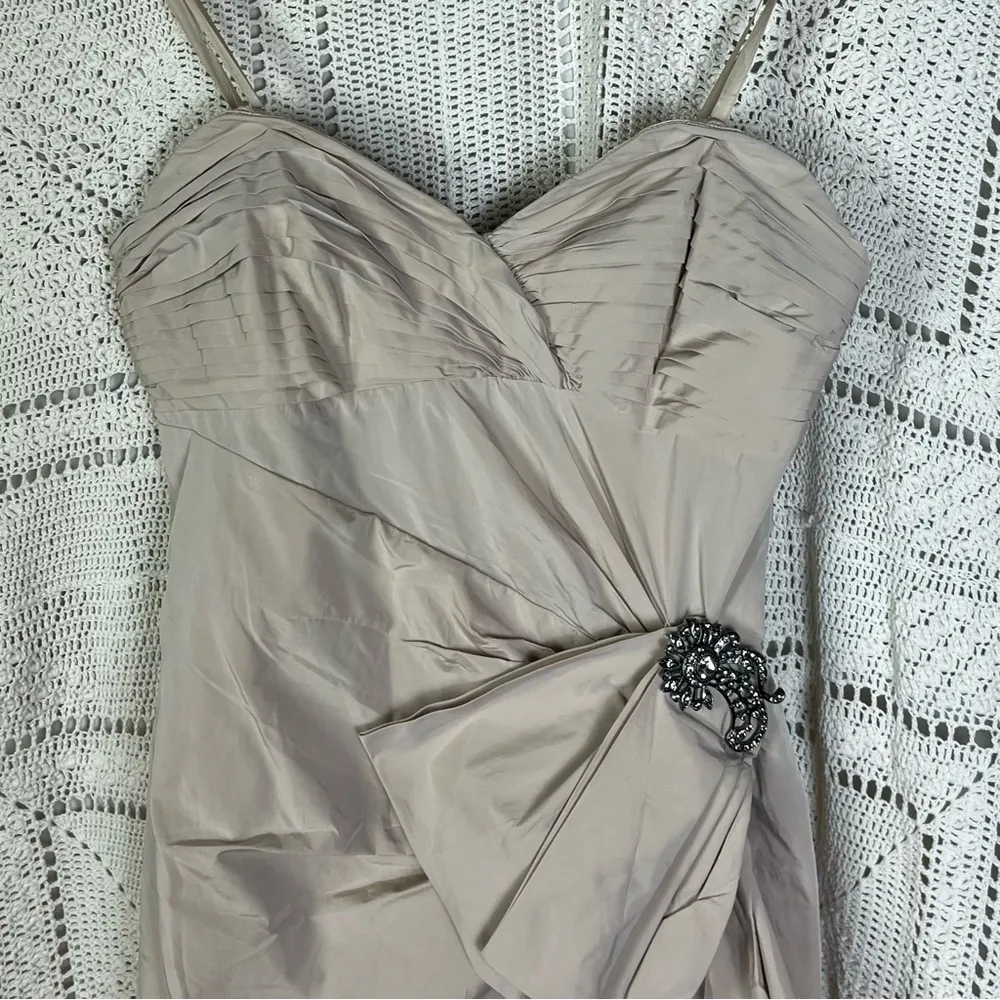 BCBGMaxAzria Dress Size 2 Cocktail Sexy Tan Champagne Bow Strapless Mini - Image 3