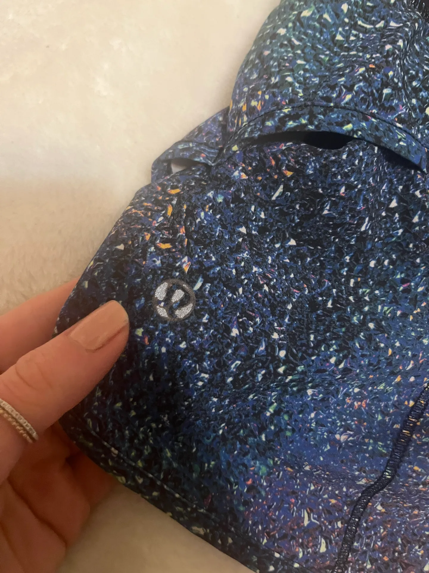 LR Speed Up Shorts 2.5” Size 6 - Image 3