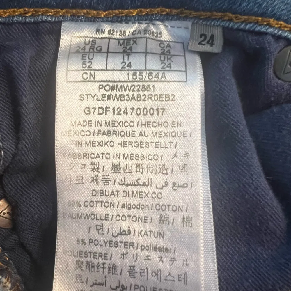 Guess Jeans Distressed Stretch Straight Womens Size 24 - Image 7