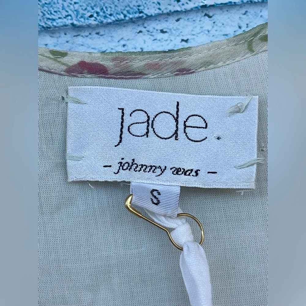 JADE JOHNNY WAS SILK FLORAL ROSE PRINT PRINT BELL SLEEVE BABY DOLL DRESS SMALL Pink - Image 5