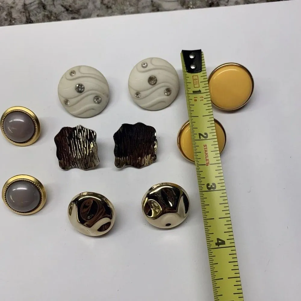 Lot Of 5 Studs Costume Earrings Pierced - Image 9