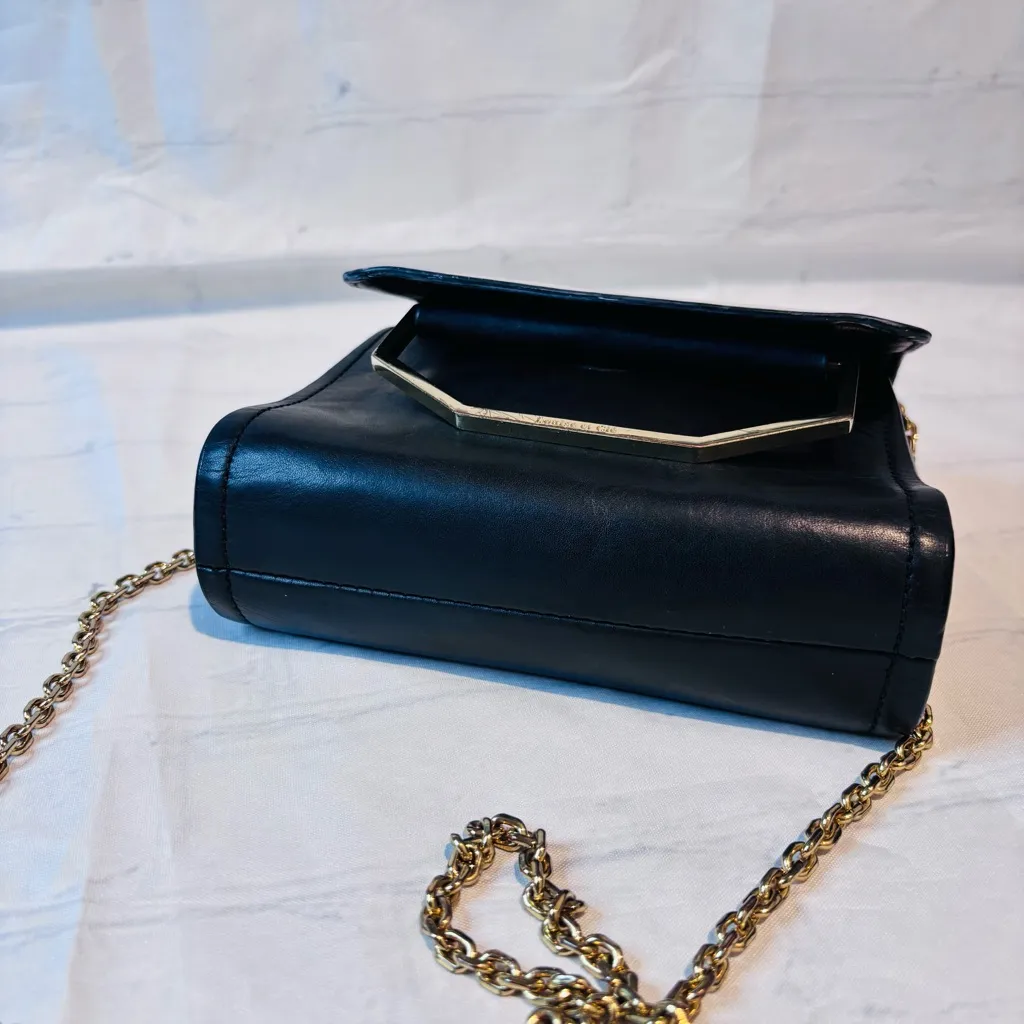 Authentic Louise et Cie Two-Tone Leather small Crossbody / Magnetic Flap closure - Image 7