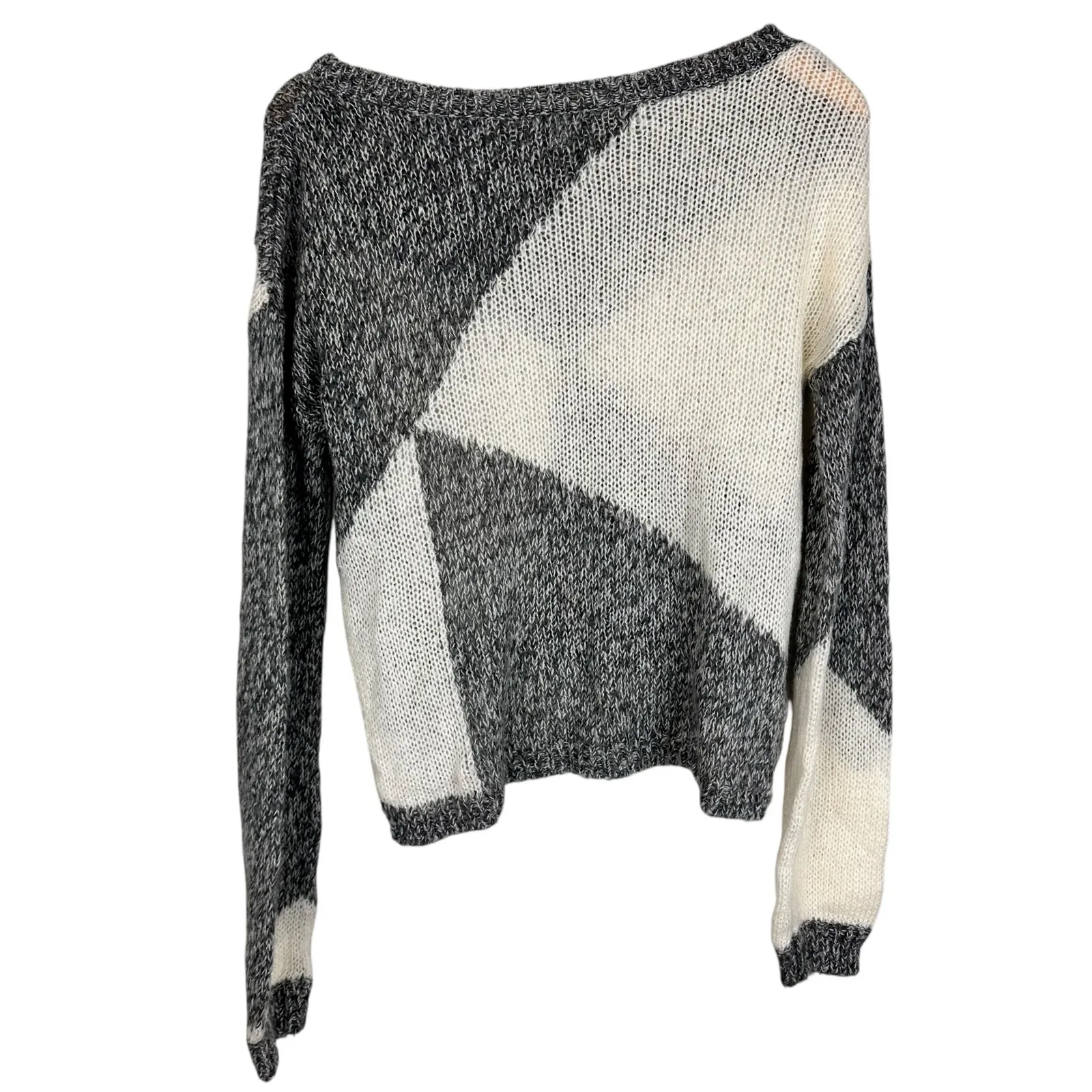 Nordstrom BP. Colorblock Gray Knit Boatneck Crop Sweater Size Medium - Image 8