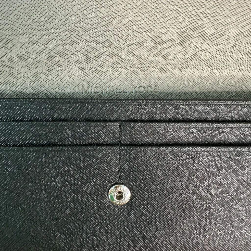 Michael Kors  Elegant Black Wallet - Image 6