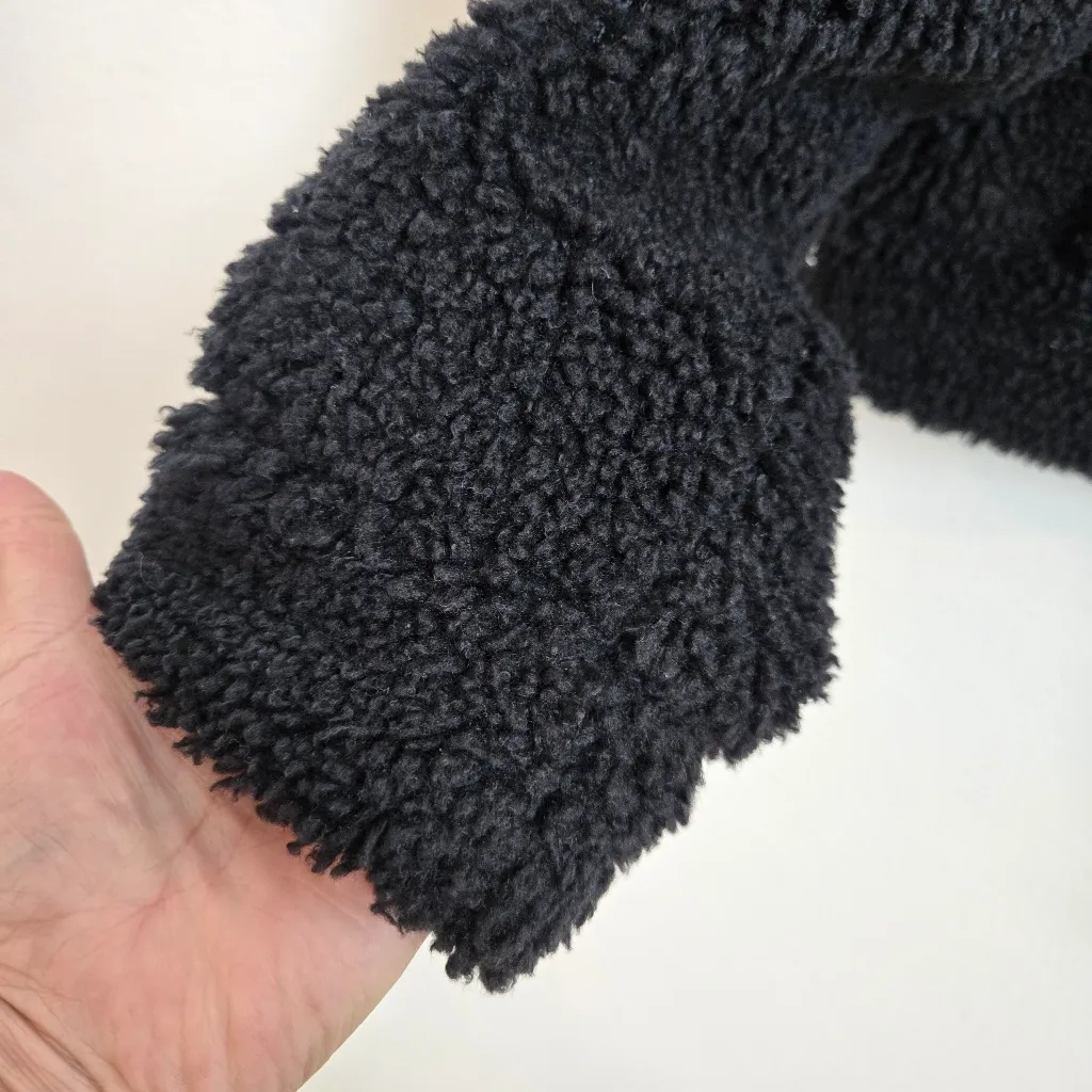 Lululemon  Textured Fleece Button Jacket Black Teddy Jacket Size 6 - Image 7
