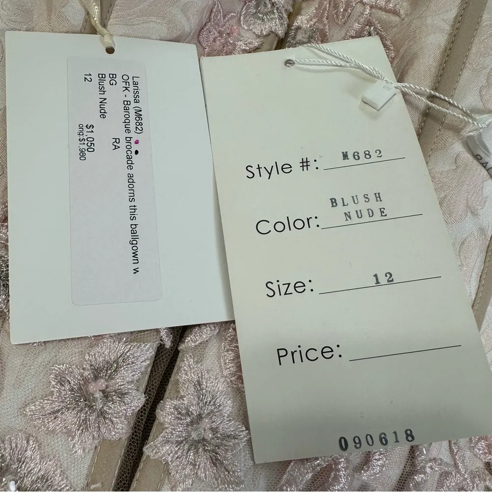 LO’ ADORO Nude Blush Corset Bodice Brocade Elegant Lace Wedding Dress Size 12 - Image 5