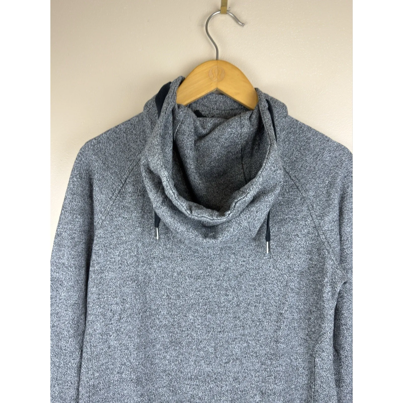 The North Face Women’s Grey Heather Hoodie Sweatshirt, Size S, Long Sleeve - Image 6