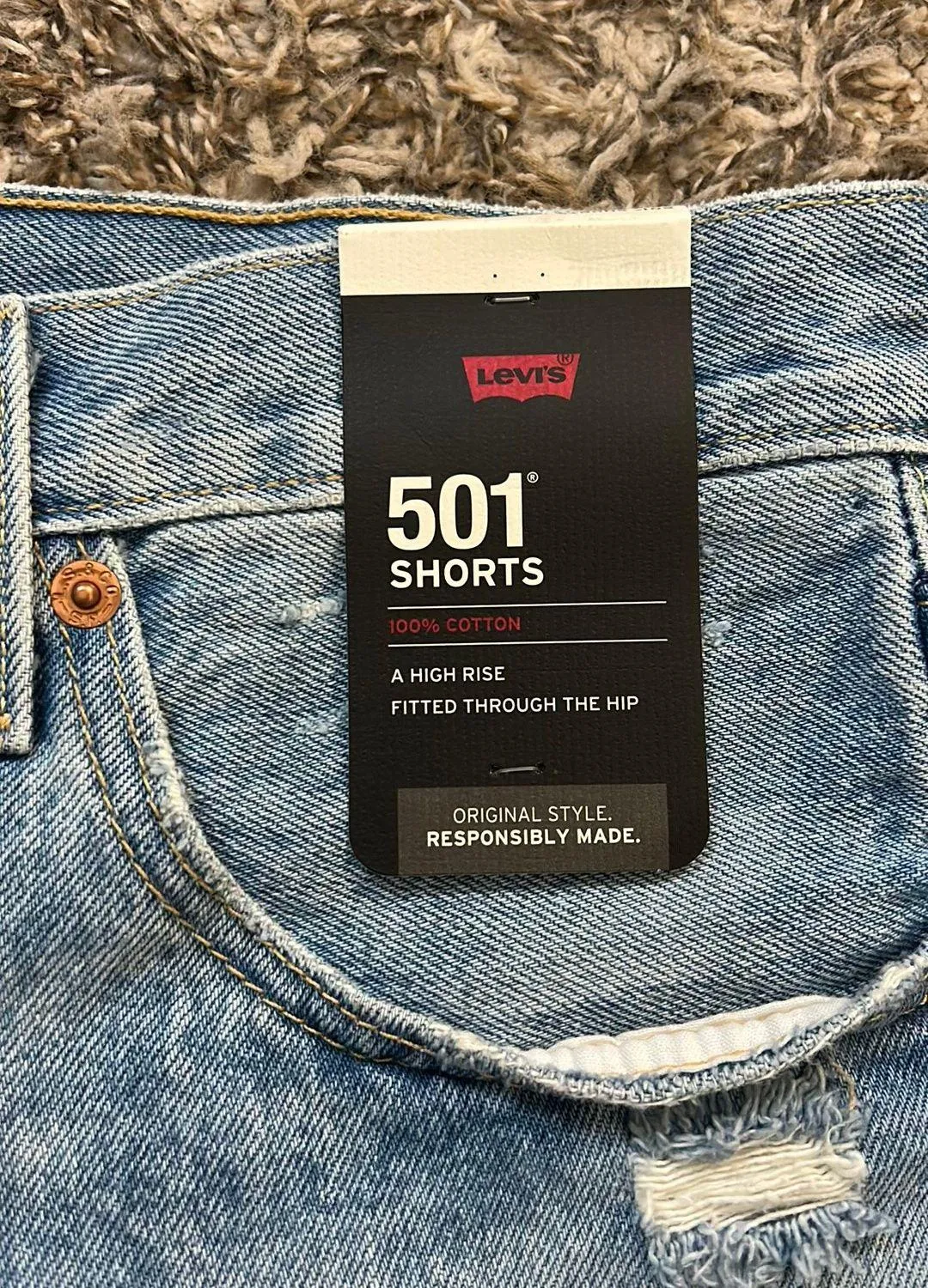 Levi 501 Shorts  - Image 3