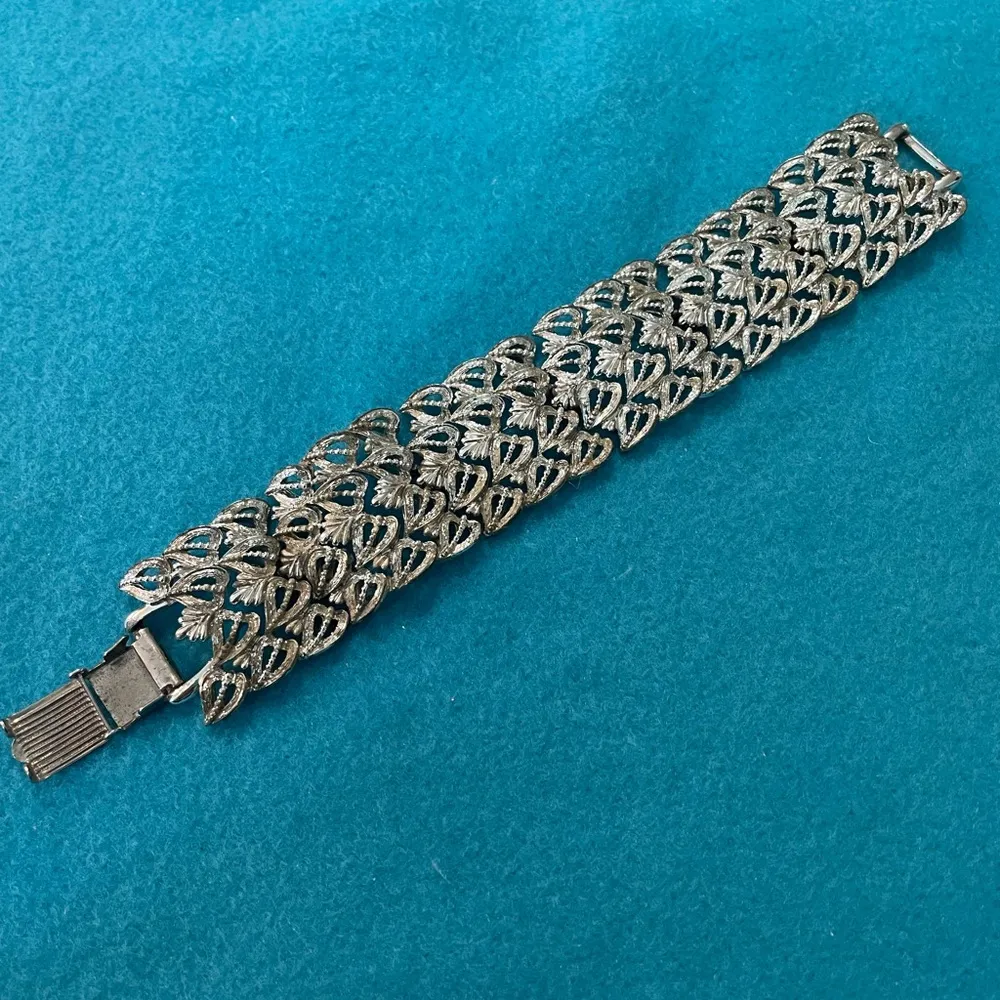 Vintage Coro Bracelet - Image 3