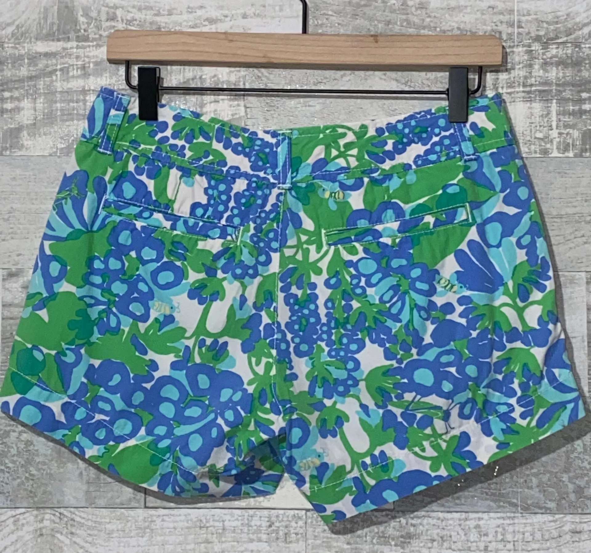 Bee In Your Bonnet Shorts 2 - Image 4