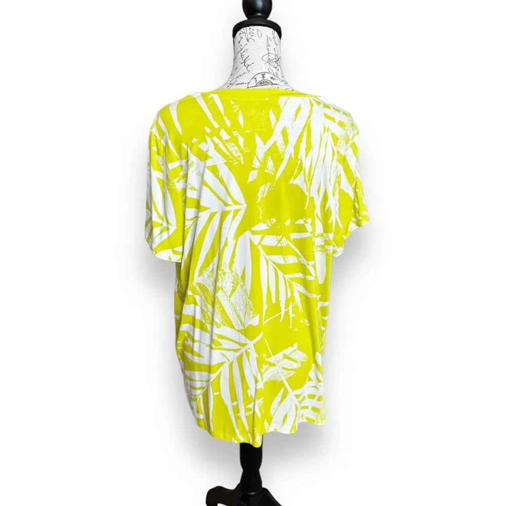 NWOT Torrid Plus Super Soft Knit T-Shirt Tropical Palm Lime Punch Crew Top 2X - Image 5