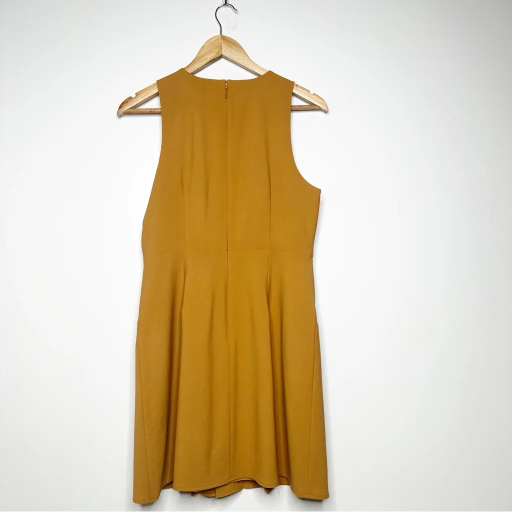 J. Crew Pleated Mini Dress in Tollegno 1900 Italian Bi-Stretch Wool Blend Size 6 - Image 3