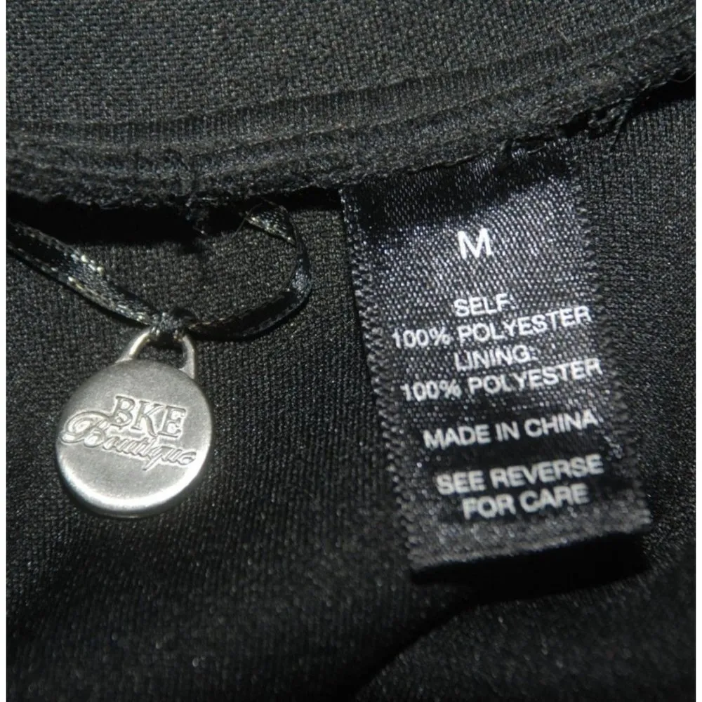 BKE Boutique Black Cropped Jacket Size M Full Zip All Over Sequin 3/4 Sleeve - Image 8