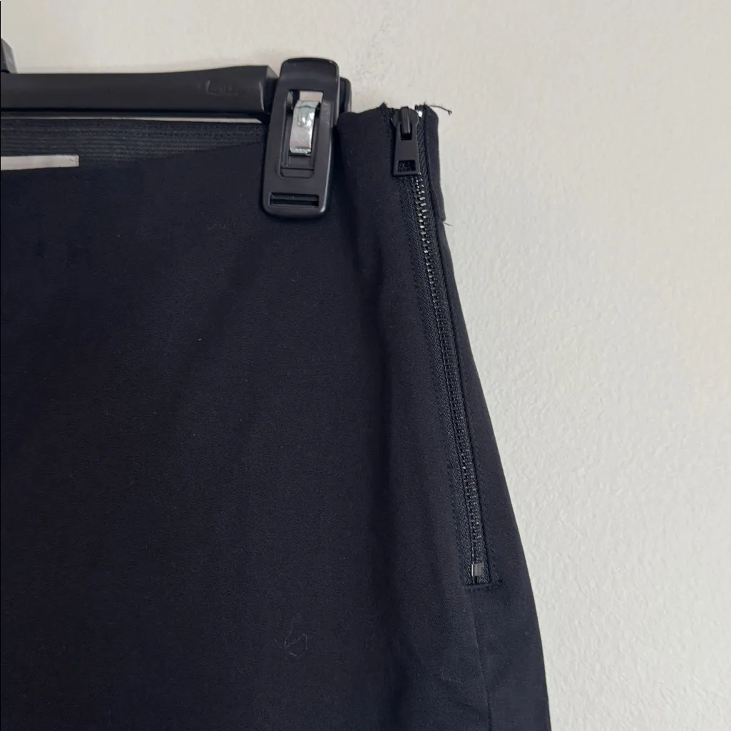 Everlane  Kick Crop Work Black Pants side zip size 6 - Image 7