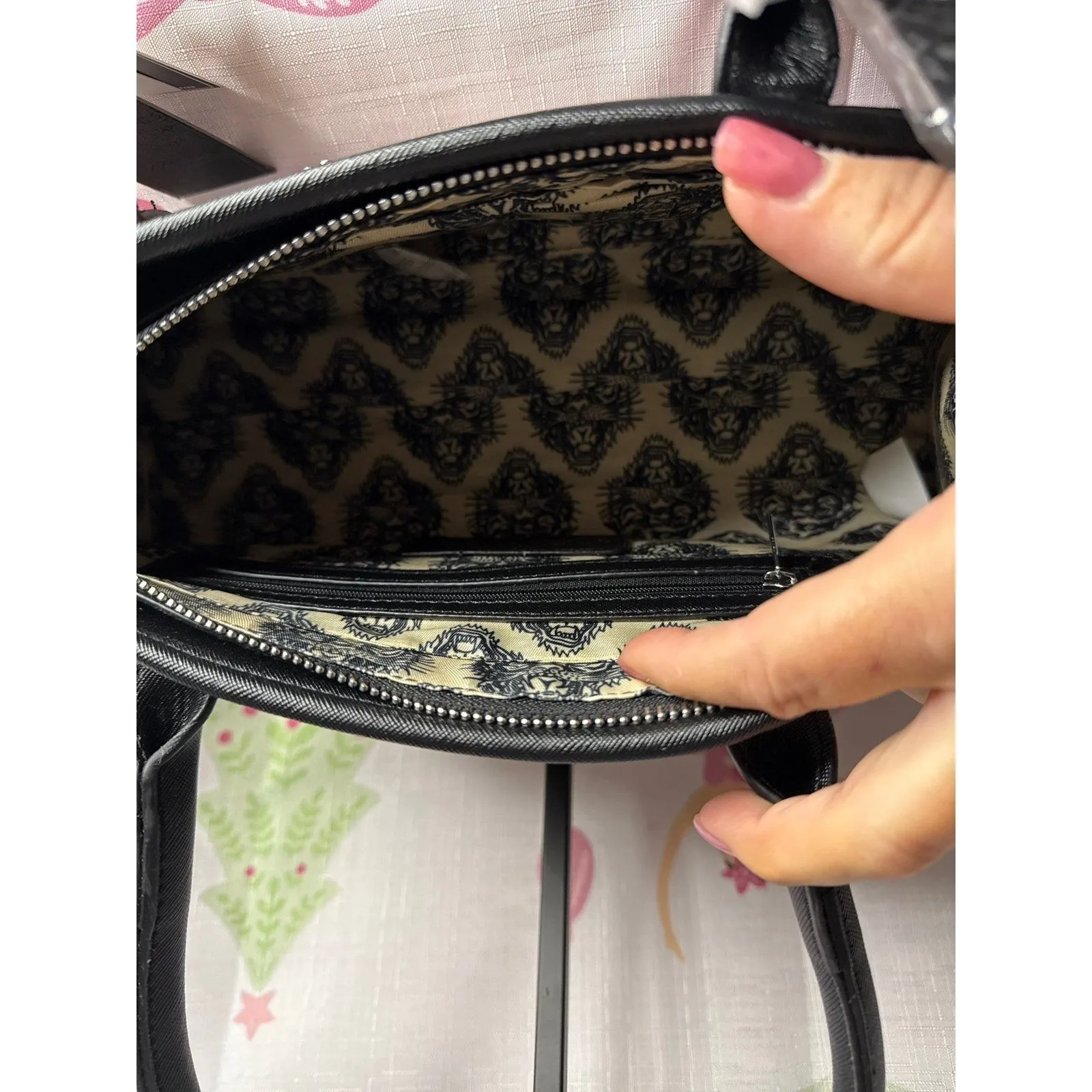 Ed Hardy  Satchel Handbag - Image 6