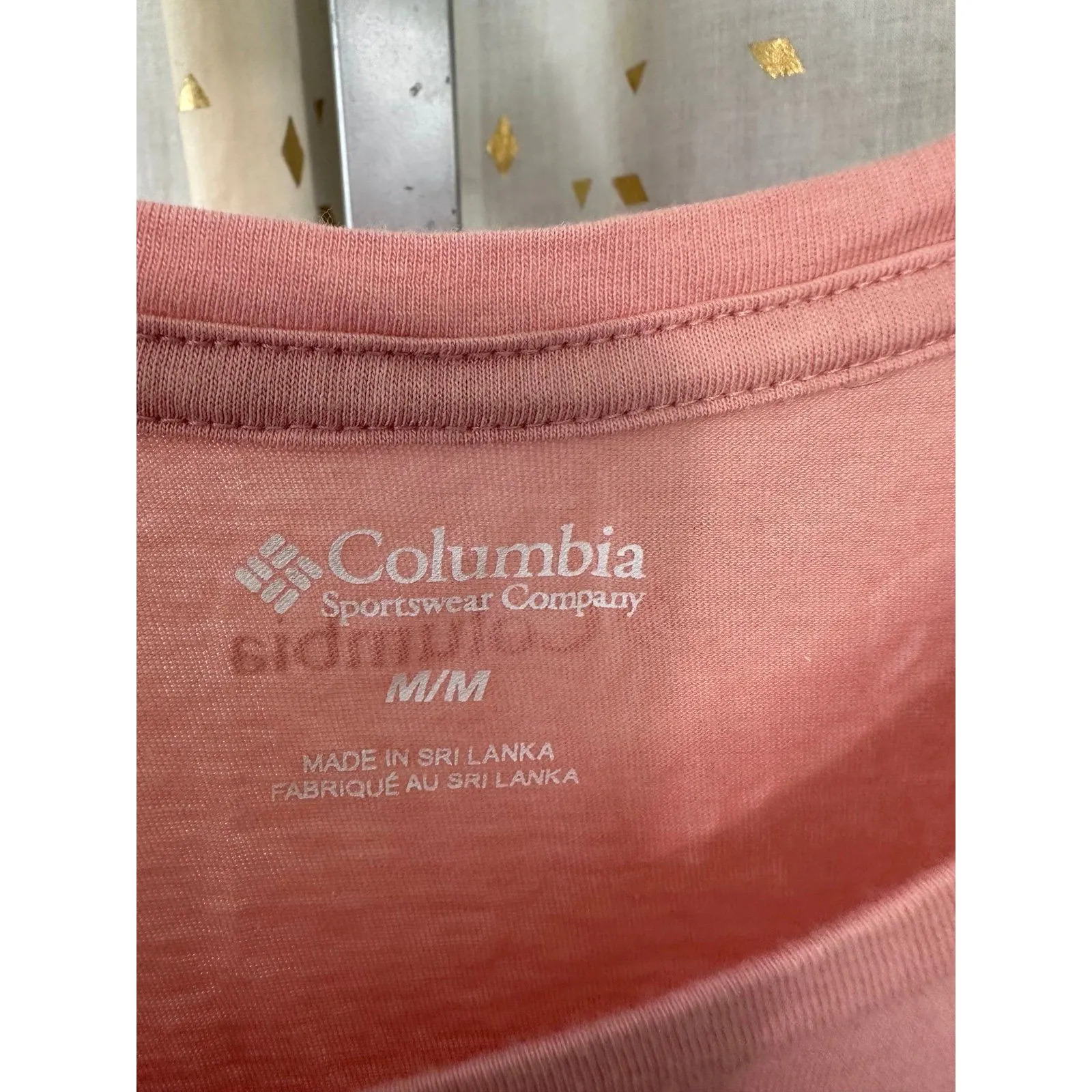 Columbia Sportwear Women's Daisy Days HIKE AND SEEK Outdoors Graphic Tank Top M - Image 3