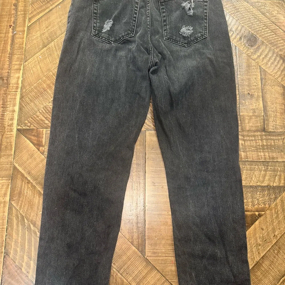 Forever 21 Black Straight Leg Distressed Jeans - Image 3