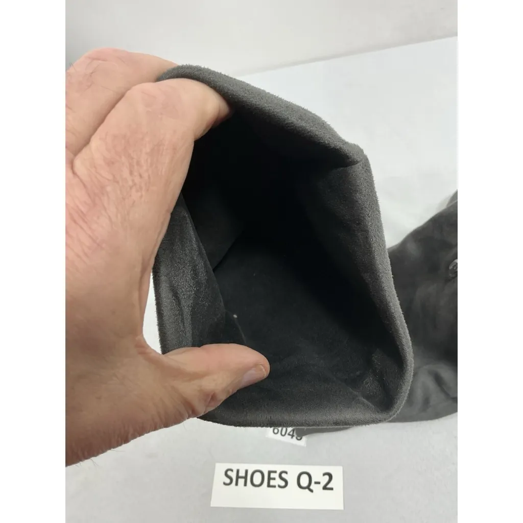 Womans High Boots Gray 10 1/4 Zip Heel Almond Toe NWOT - Image 5