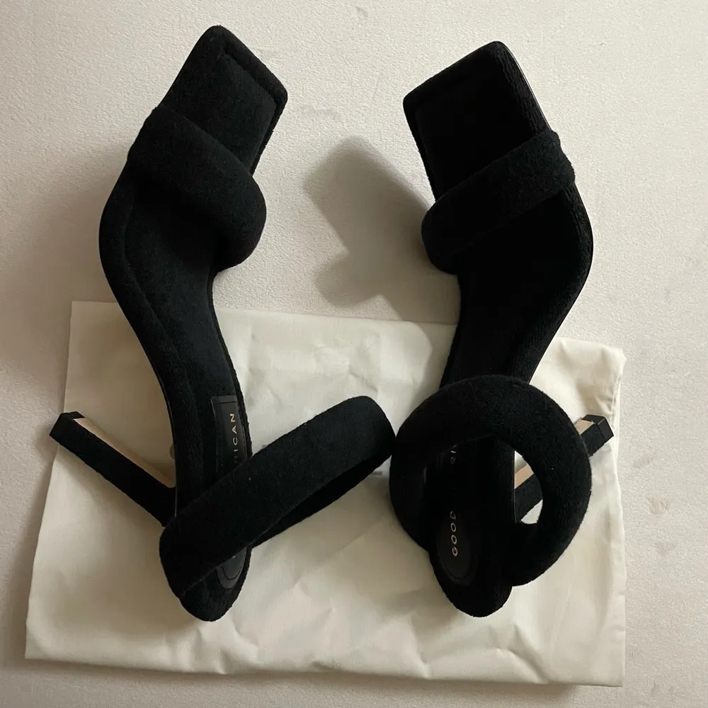 NIB Good American Terry Ankle Wrap Sandals Black Size 10.5 - Image 3
