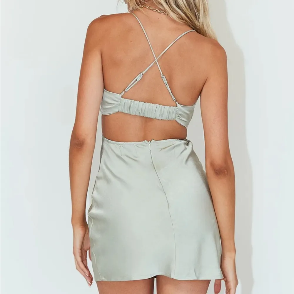 Princess Polly Jemma Dress Mini in Sage Green - Image 3