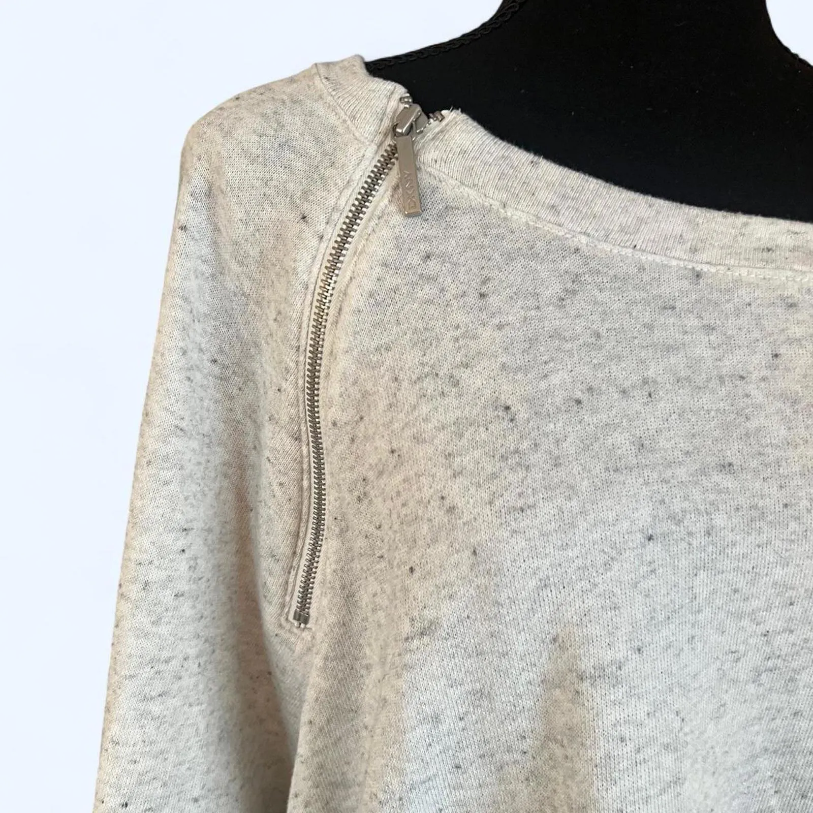 Vintage Y2K DKNY grey off the shoulder sweater with zipper detail Size XL - Image 2