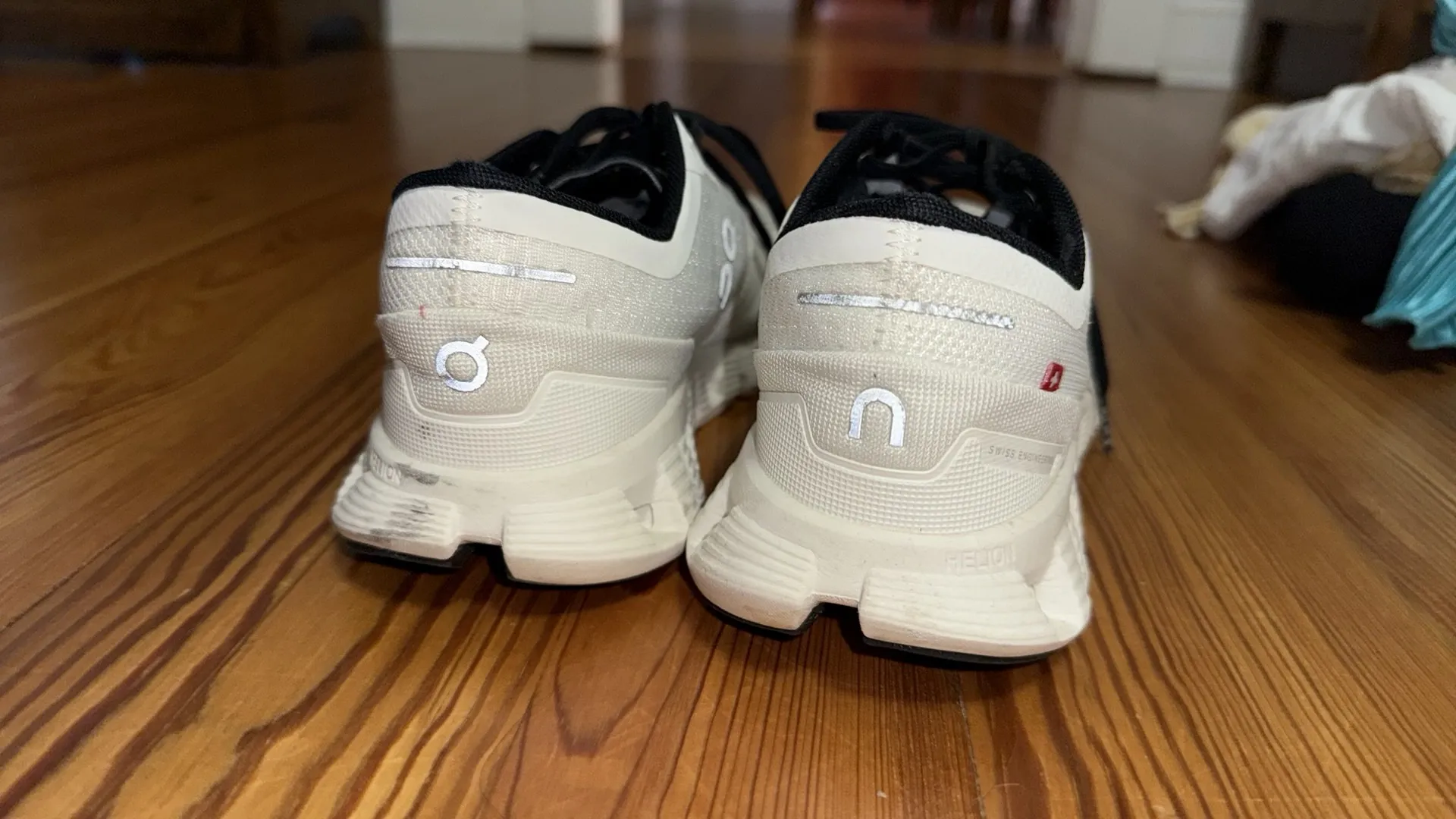 On Cloud Running Shoes Cloud - Image 3