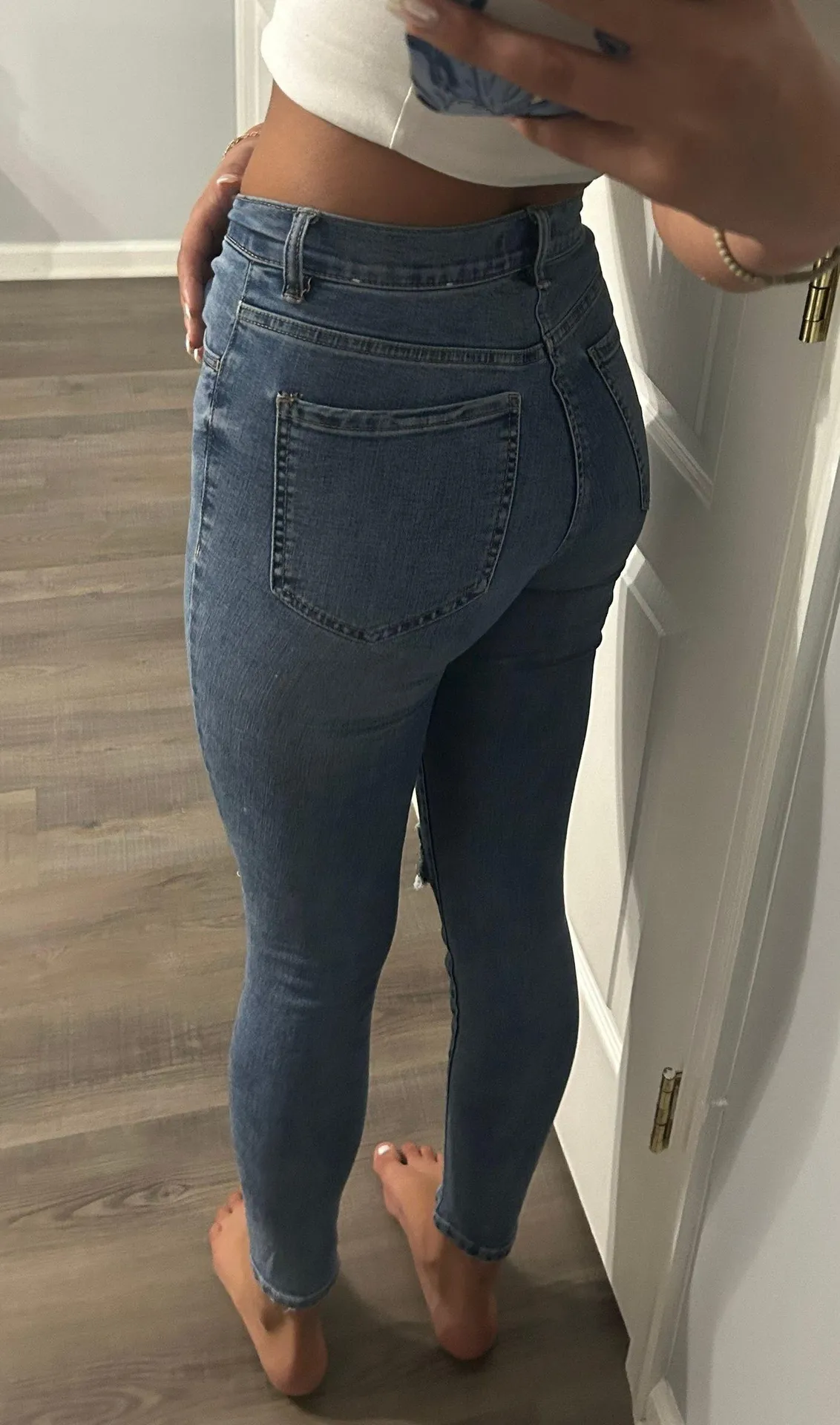 Ripped Skinny Jeans - Image 3