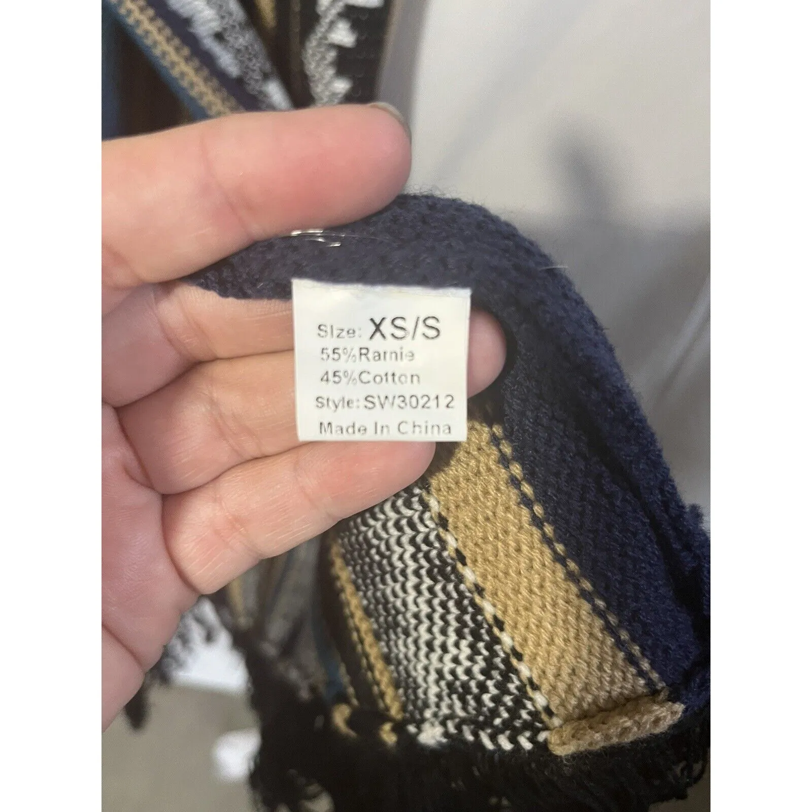 Selfie Couture Longline Geometric Fringe Trim Sleeveless Sweater Vest Size S Blue - Image 8