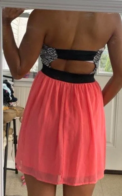 Summer/Spring Dress Size M - Image 2