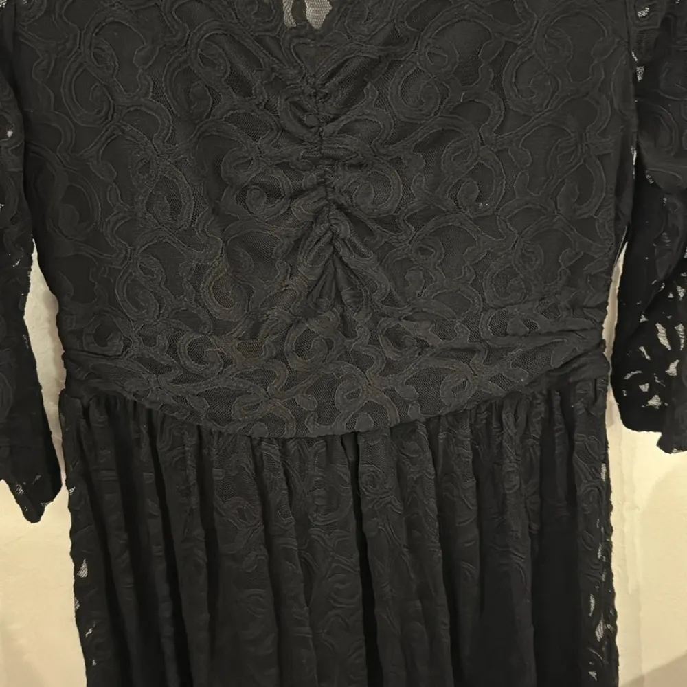 Lane Bryant Black Lace Midi Dress 3/4 sleeve gathered detail Boat-neck Size 18 - Image 5