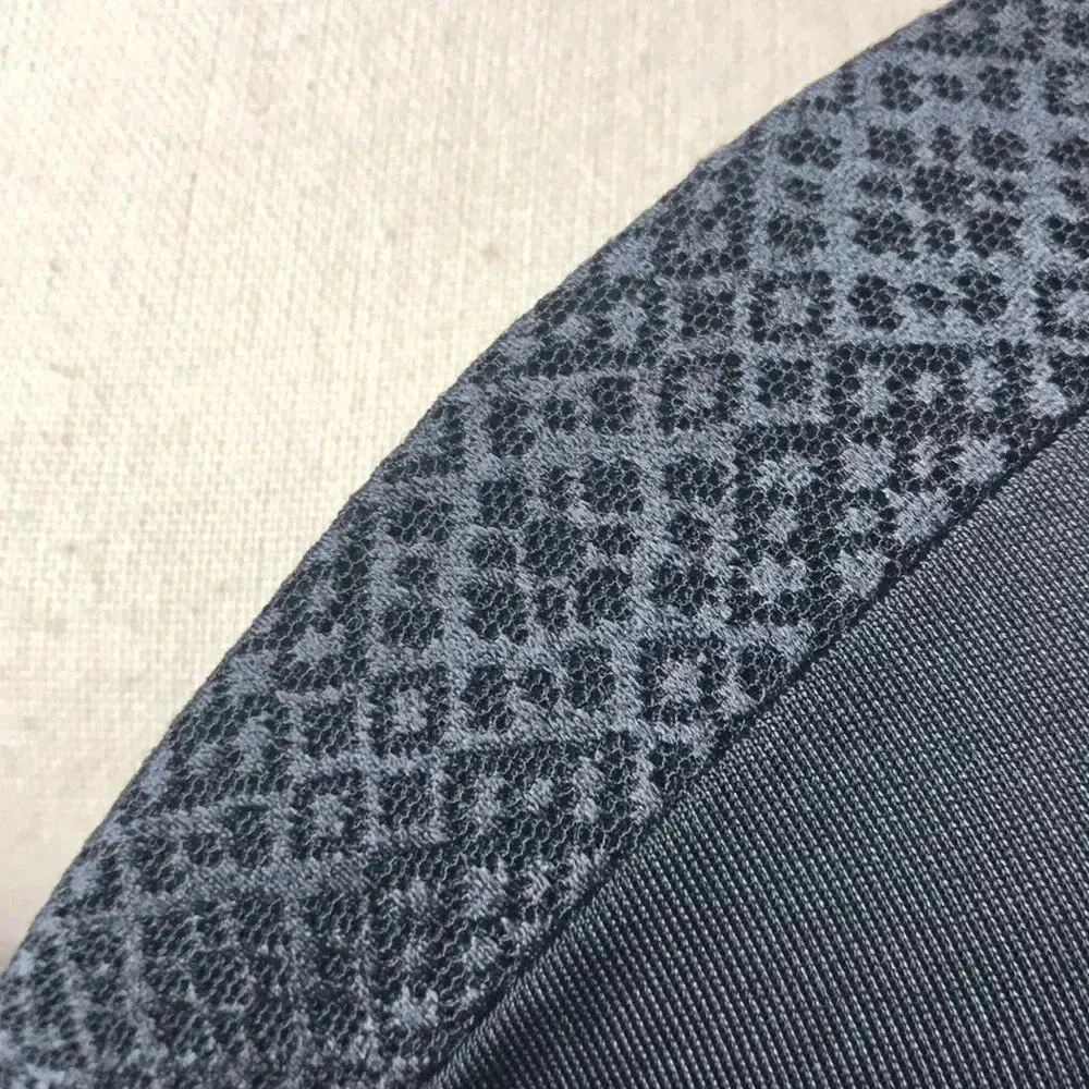 EUC  PLAYTEX WOMENS SZ 44DDD WIDE STRAP BLACK BRA - Image 3