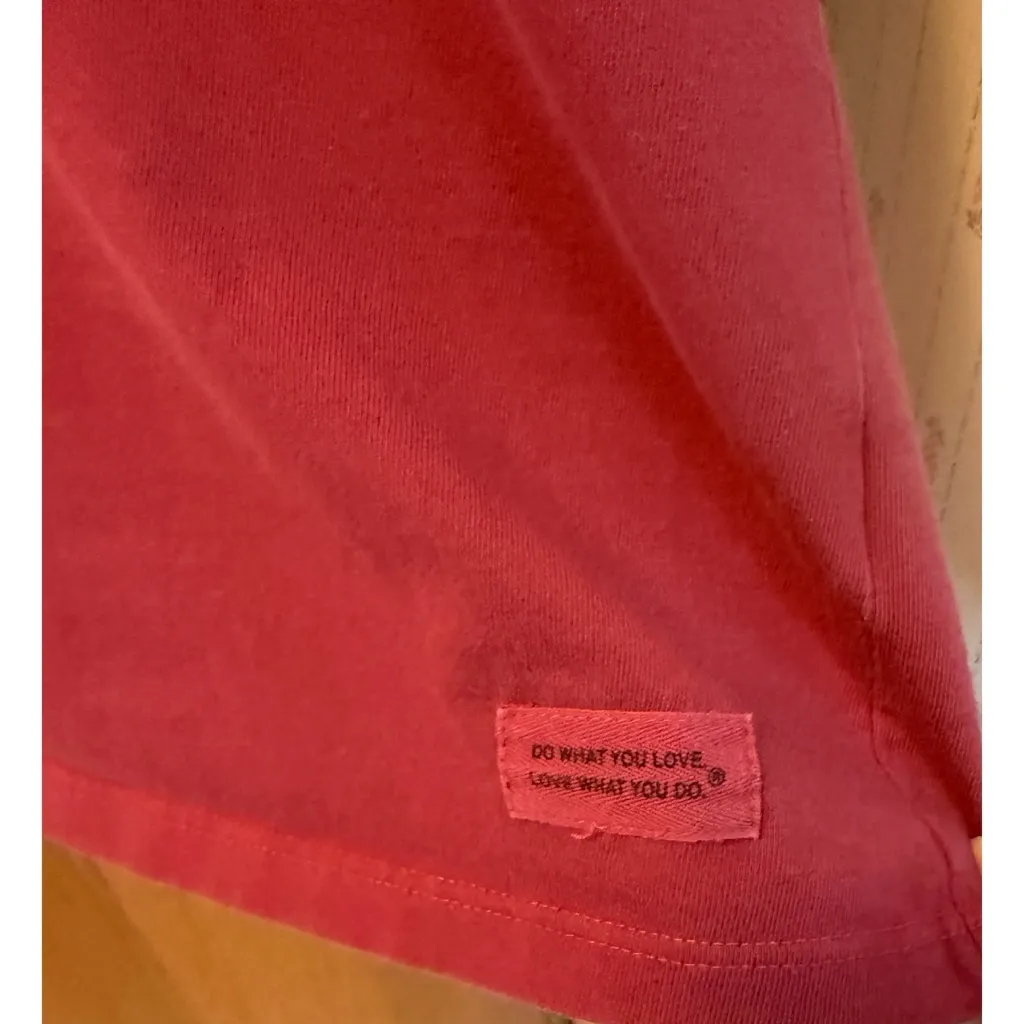 Life Is Good Women's Maroon Black Lab Adirondack Chair Long Sleeve Tee - Image 4