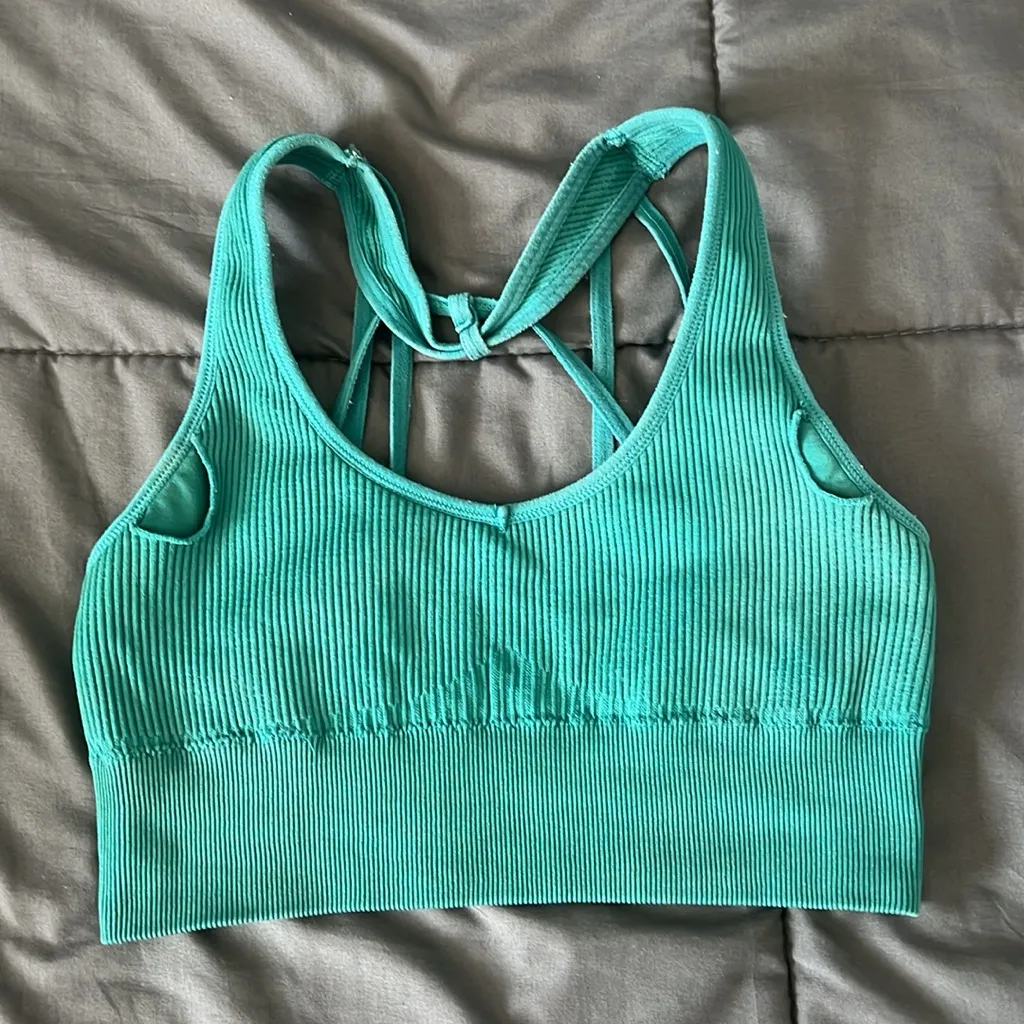 NVGTN Strappy Sports Bra Green Size Small - Image 3